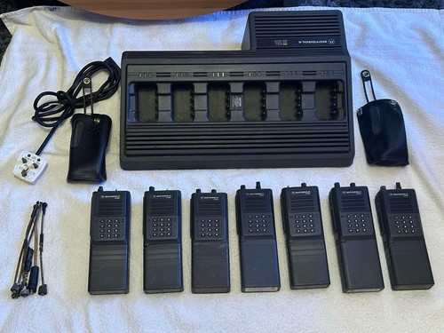 Motorola ht800 walkie talkie - motorola,